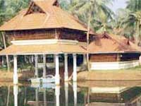 Hotel Aquaserene Backwater Resort